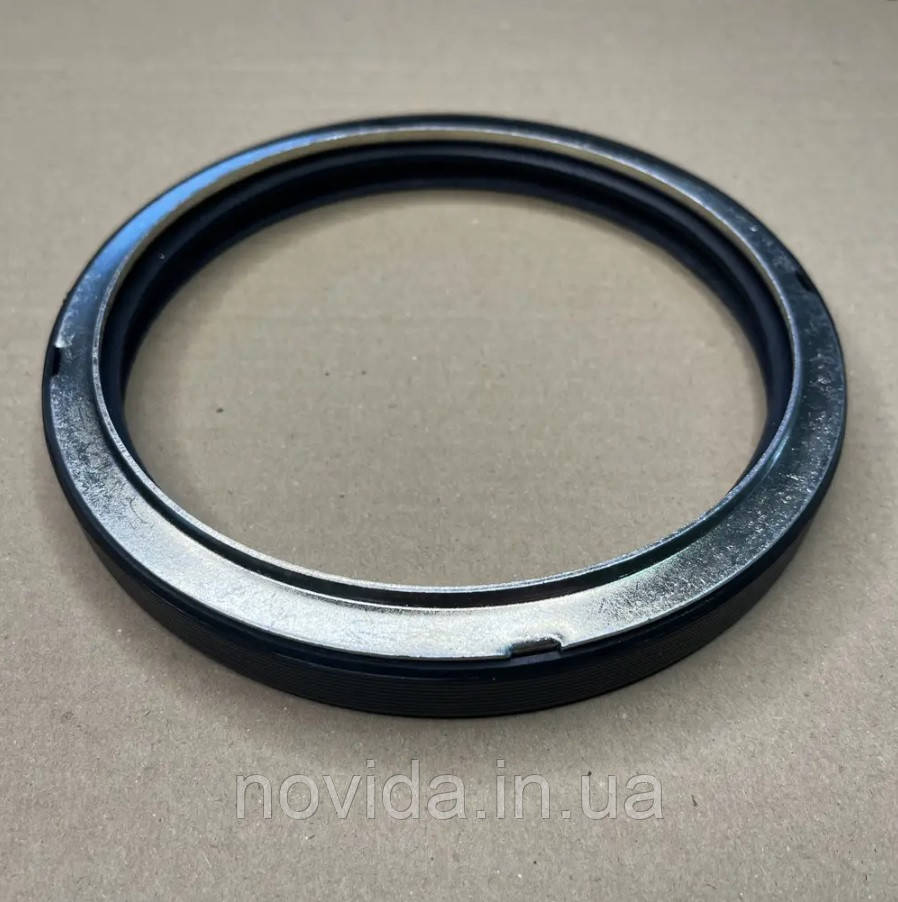 Манжета 142х168х15 задньої маточини КАМАЗ ЕВРО з кришкою метал 65115-3104018