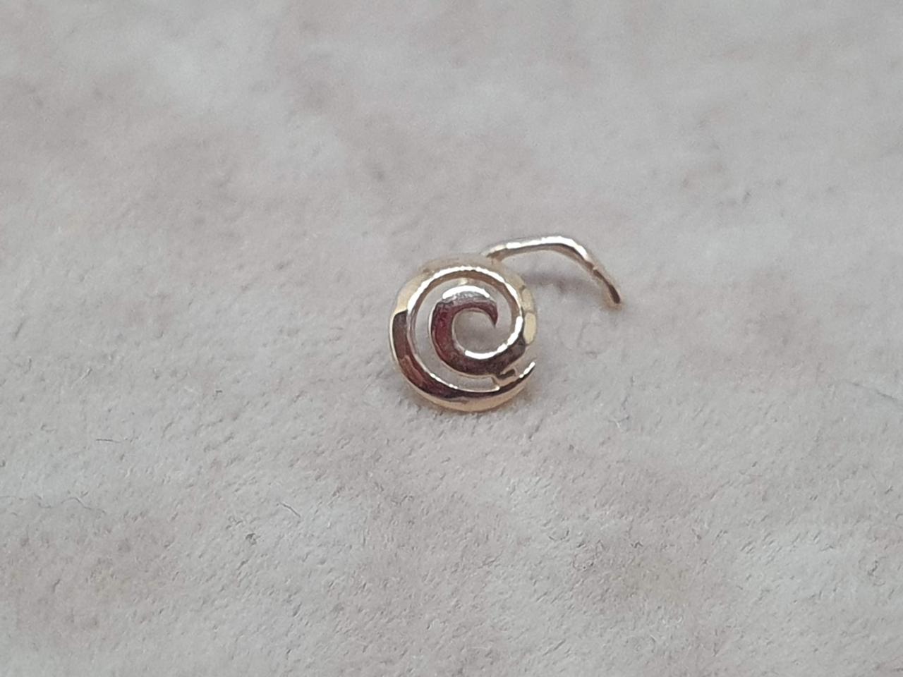 Золота сережка-пірсинг в ніс. 1028