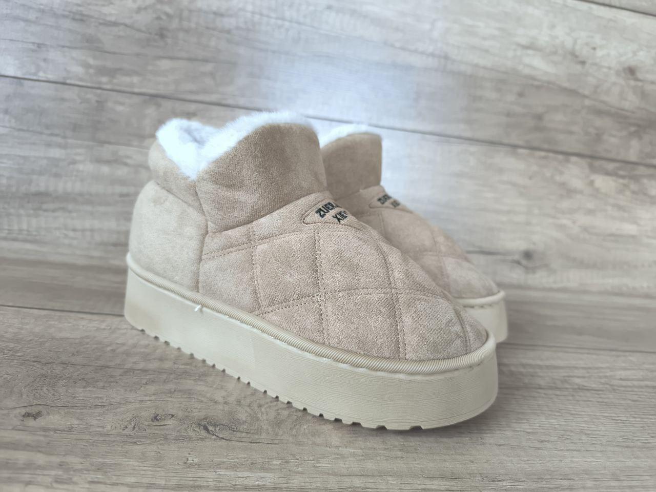 БІЖОВІ BEIGE Уги зі стьобаним верхом низькі на високій платформі еко ЗАМША жіночі з опухом