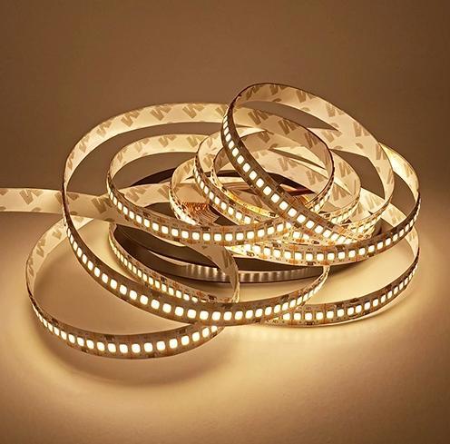 Світлодіодна стрічка UkrLed SMD2835 240d/m IP33 (WW) 3200 K (00490)