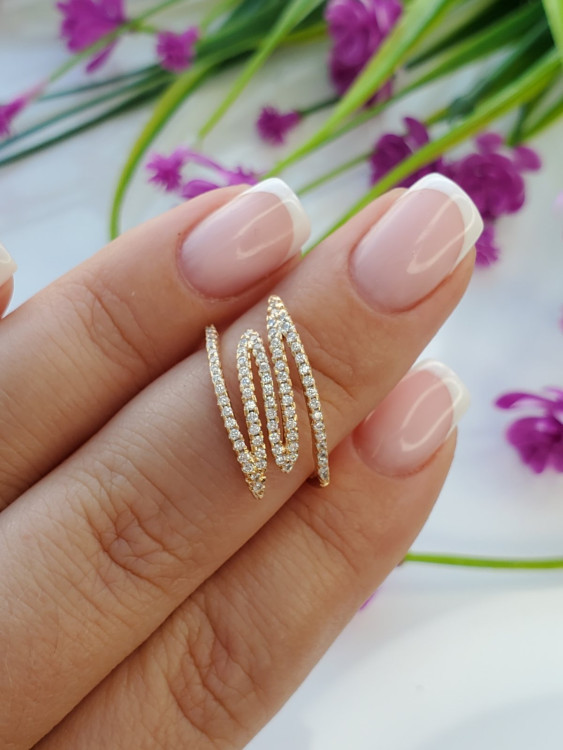 Кільце Анастасія з маленькими білими фіанітами медичне золото, розмір 17, фото 1