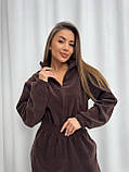 Коричневий теплий жіночий комбінезон оверсайз із двостороннього флісу, фото 5
