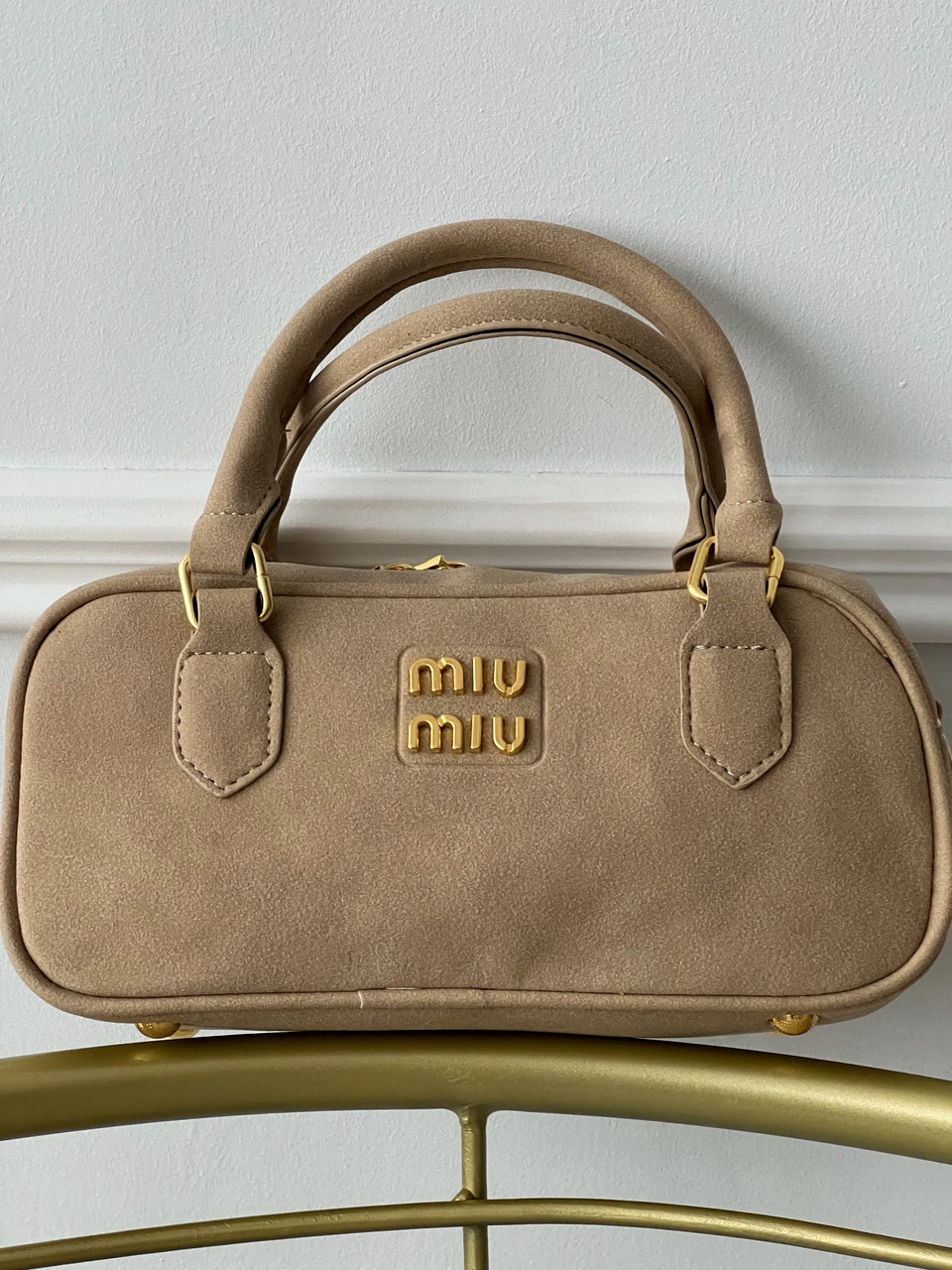 Сумка жіноча Miu Miu бежевий замш крос боді Міу Міу