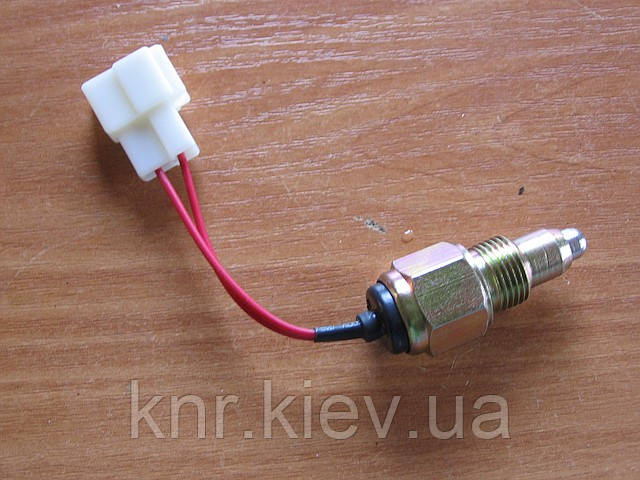 Вимикач світла заднього ходу FAW 1031, 1041 (Фав 1031, 1041)