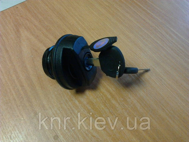 Крышка бака с ключами FAW 1031, 1041 (ФАВ 1031, 1041)