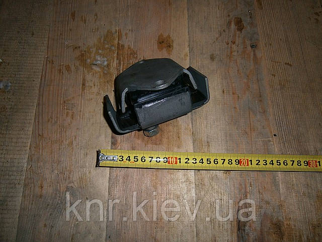 Подушка двигуна передня FAW-1061 (Фав)