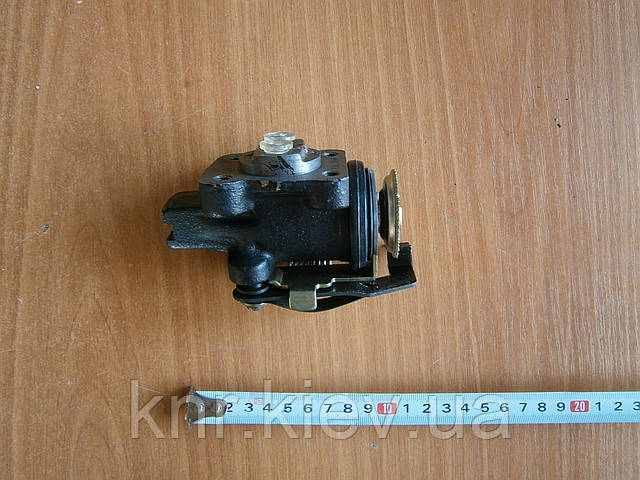 Циліндр гальмівний робочий передній правий FAW 1047 (c ABS)