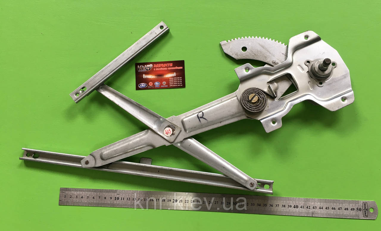 Стеклоподьемнык правой двери FAW 6371 (Фав-6371)