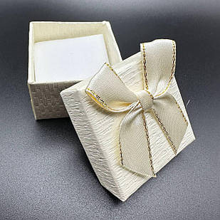 Подарункова коробочка