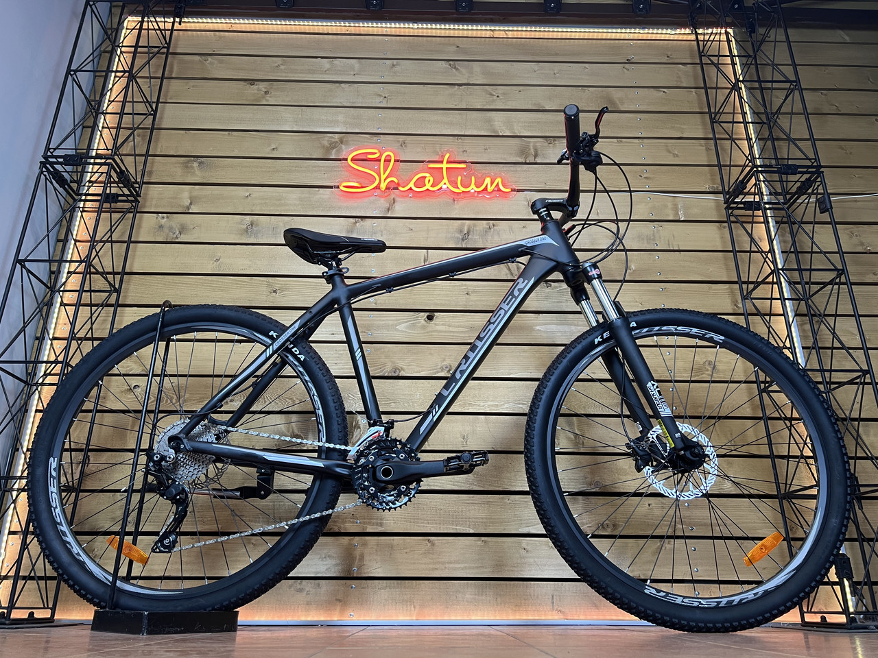 Велосипед гірський Crosser One 29" гідравлічні гальма Shimano, перемикачі Deore на зріст 172-190 см
