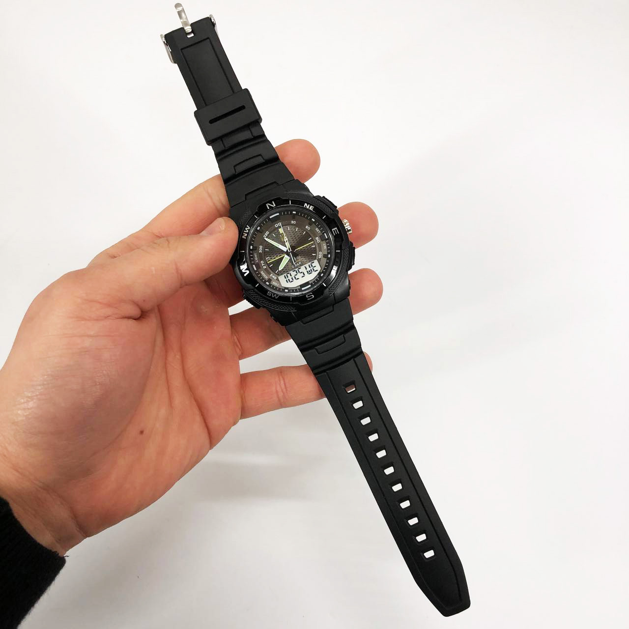 Чоловічі годинники з пластиковим ремінцем SKMEI, Годинники водонепроникні та протиударні OL-52, фото 1