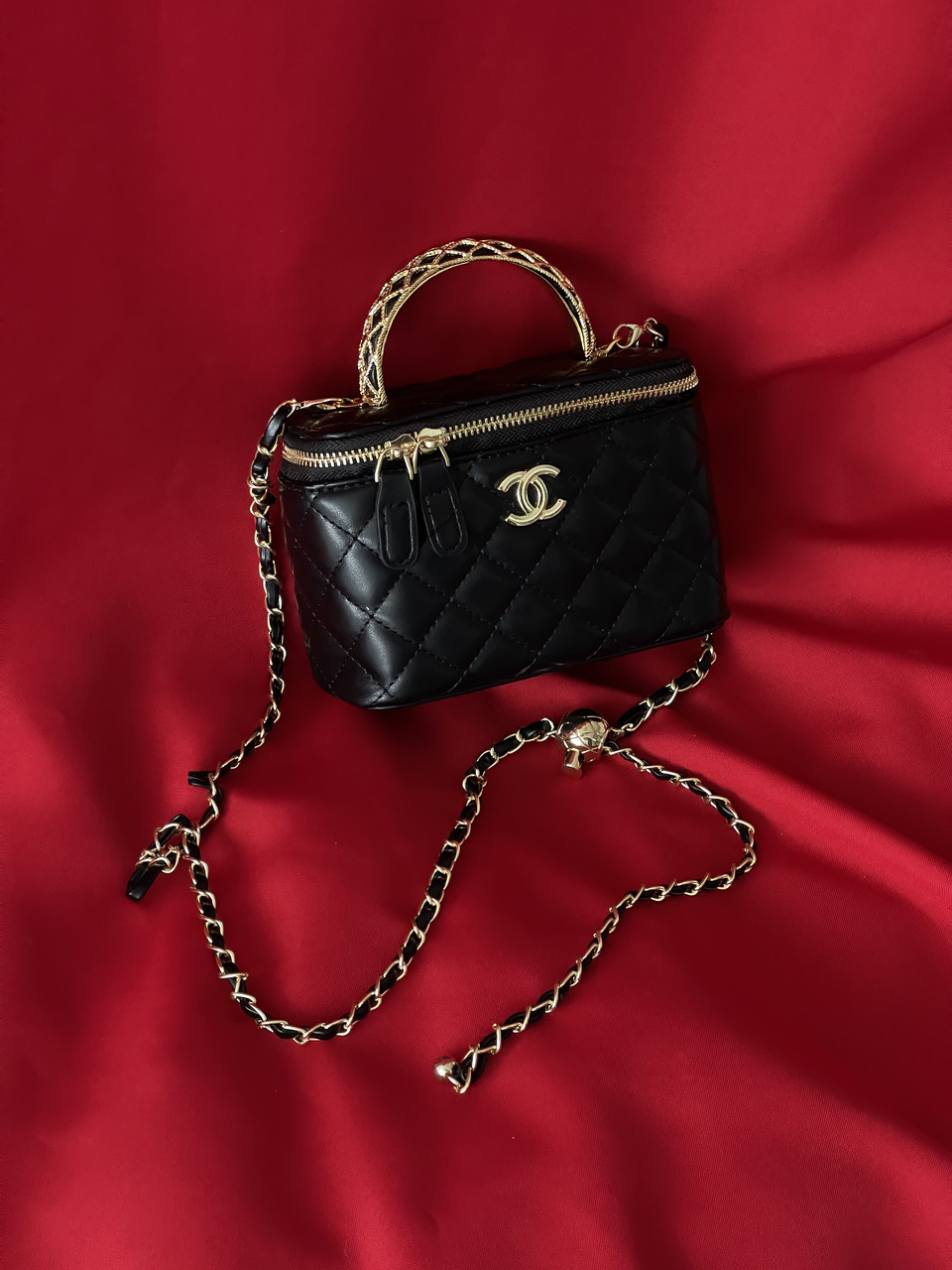 Сумка жіноча клатч Chanel Classic Black Lambskin чорний із золотим ланцюжком Шанель, фото 1