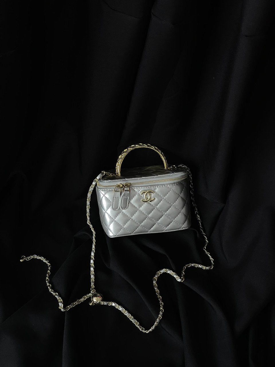 Сумка жіноча клатч Chanel Classic Black Lambskin срібло із золотим ланцюжком Шанель, фото 1