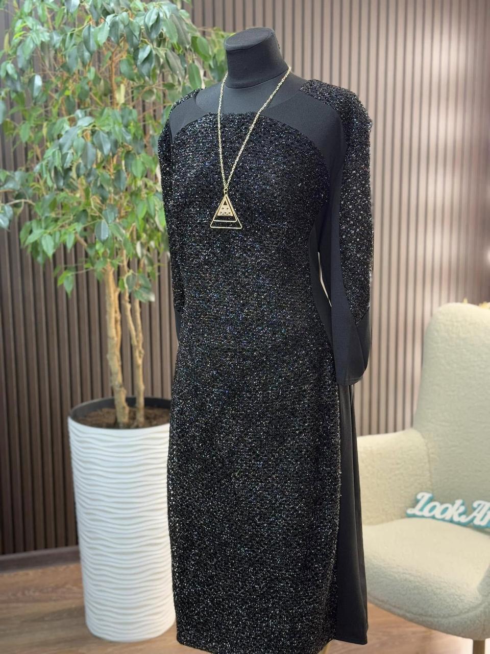 Елегантна жіноча сукня, тканина "Креп-Дайвінг" 62, 64 розмір 62