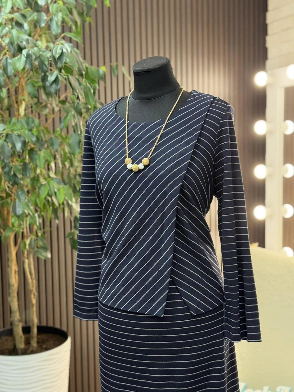 Елегантна жіноча сукня, тканина "Трикотаж" 50, 54 розмір 50