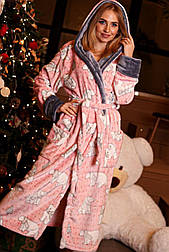 Халат теплий жіночий довгий рожевий із білими ведмедями