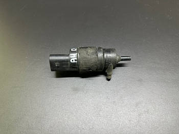 Насос омивача скла AUDI