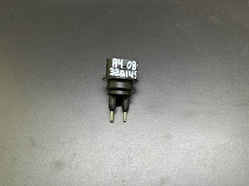 Датчик рівня бачка омивача AUDI