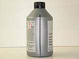 Масло в КПП (МКПП) 1L. жовте Мерседес Спринтер 208-416 1995-2006 VW (Оригінал) G060726A2, фото 3
