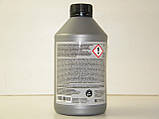 Масло в КПП (МКПП) 1L. жовте Мерседес Спринтер 208-416 1995-2006 VW (Оригінал) G060726A2, фото 4