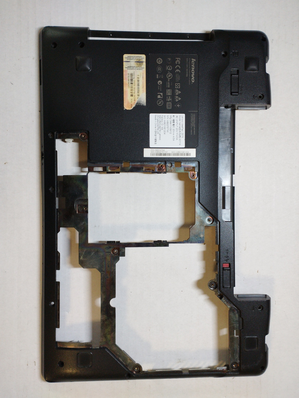 Lenovo Z570 Z575 shell D with HDMI Корпус D (нижня частина корпусу) б/у, фото 1