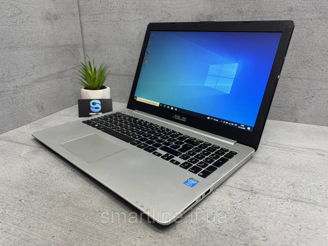 Стильний ноутбук Asus K551L i5-4200U 8gb ddr3 256gb ssd 15.6"