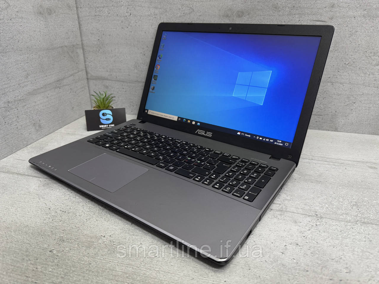 GeForce Мультимедійний ноутбук Asus R510L i5-4200U Nvidia 12gb ddr3 240gb ssd