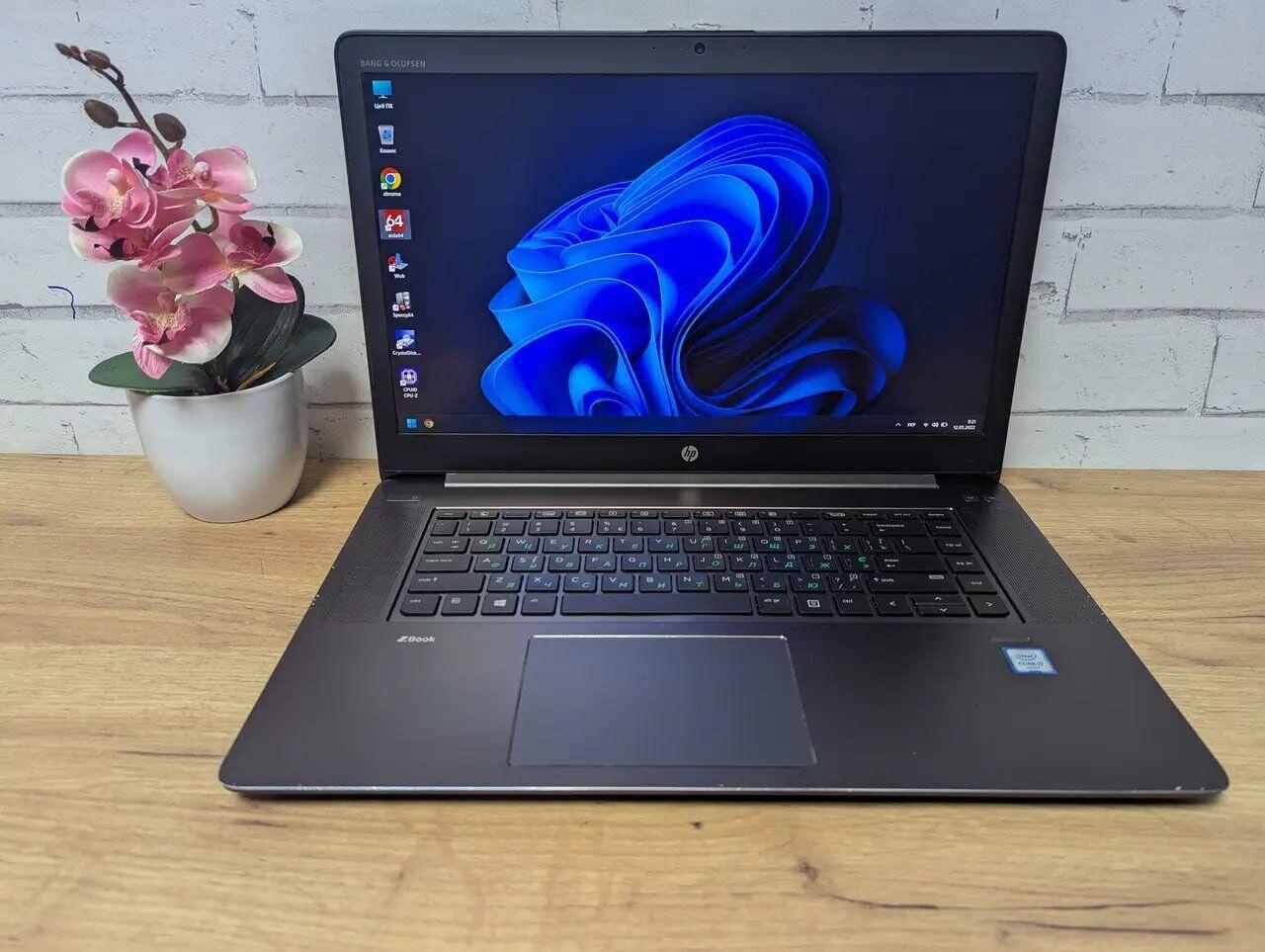 Б/в Ноутбук HP ZBook Studio G3 15.6" 1920x1080| Core i7-6700HQ| 24 GB RAM| 256 GB SSD| Quadro M1000M 4GB