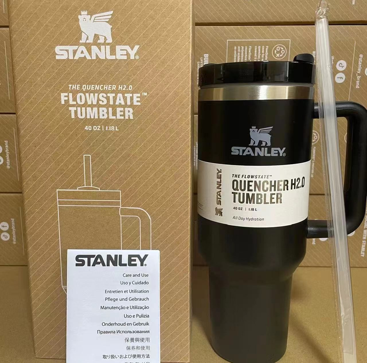 Термос термочашка Stanley Quencher H2.0 Tumbler з нержавіючої сталі 1,18 л Matte Black KT6007820 peremogaua