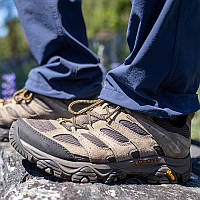 Як доглядати за взуттям Merrell?