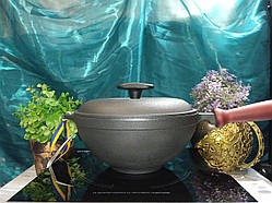 Каструля WOK з дерев'яною ручкою і чавунною кришкою. Об'єм 1,7 літрів.