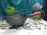 Каструля WOK з дерев'яною ручкою і чавунною кришкою. Об'єм 1,7 літрів., фото 7