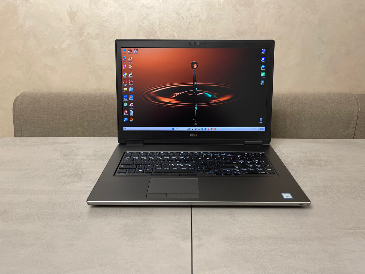 Мобільна робоча станція Dell Precision 7740, 17,3" FHD IPS, i7-9750, 64GB, 1TB SSD, Nvidia Quadro RTX 4000 8GB