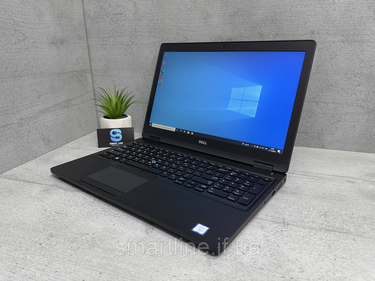 Стильний ноутбук Dell 5580 i5-6300u 8gb ddr4 256gb ssd 15.6"