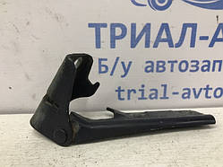 Петля капота ліва Mitsubishi Pajero Wagon 4 3.2 ДИЗЕЛЬ 4M41 2006 (б/у)