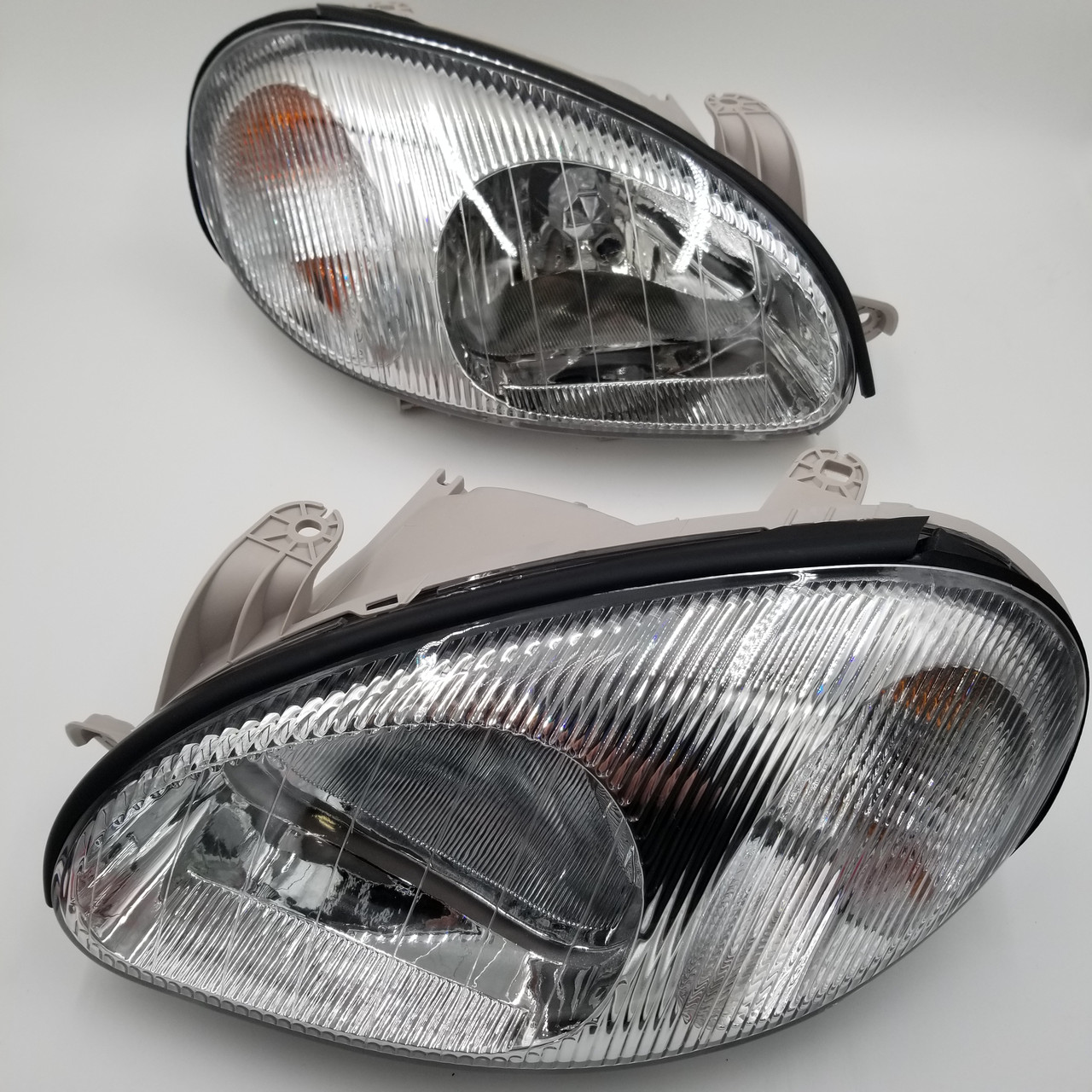 Фари Ланос, Сенс ліва+права (механічні, без корректора) EuroEx Угорщина 96304611, 96304610