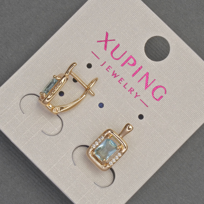 Сережки Xuping з білими стразами та блакитним кристалом d-8мм+- L-14мм+- Позолота 18К