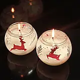 Декоративна елева свічка Чародійка новорічна куля з оленєм червона, фото 3