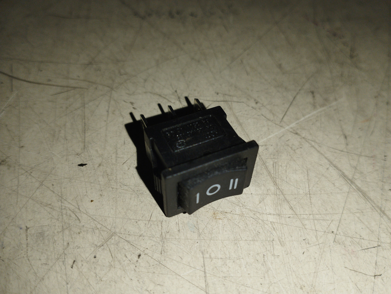 Тумблер-кнопка 3 положень 3контакту чорна 20 ммх15м, фото 1