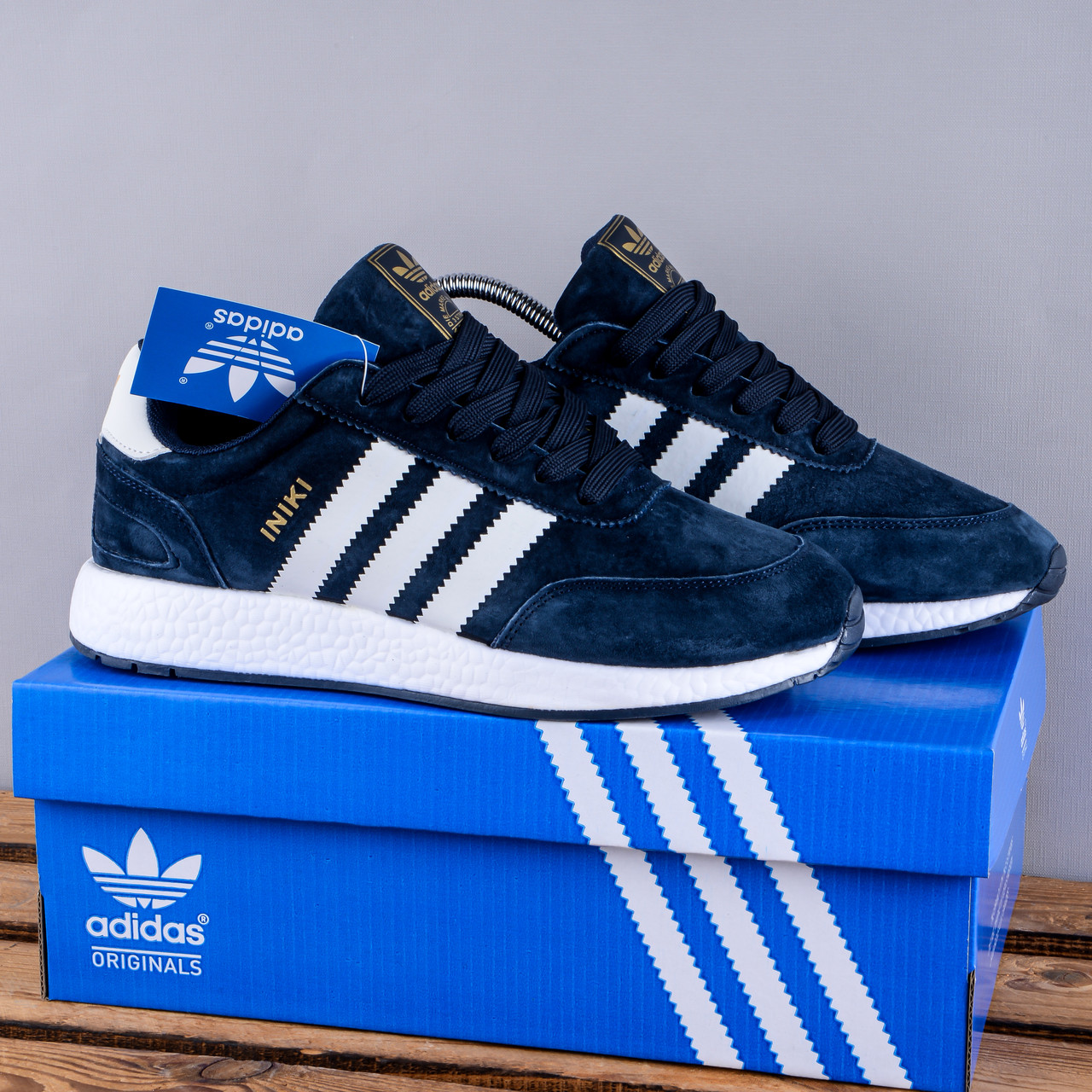 Кросівки Adidas Iniki замшеві закриті синій колір