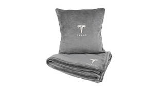 Подушка та плед в авто EVAtech із махри M для Tesla сірі MBLMPSMGV040