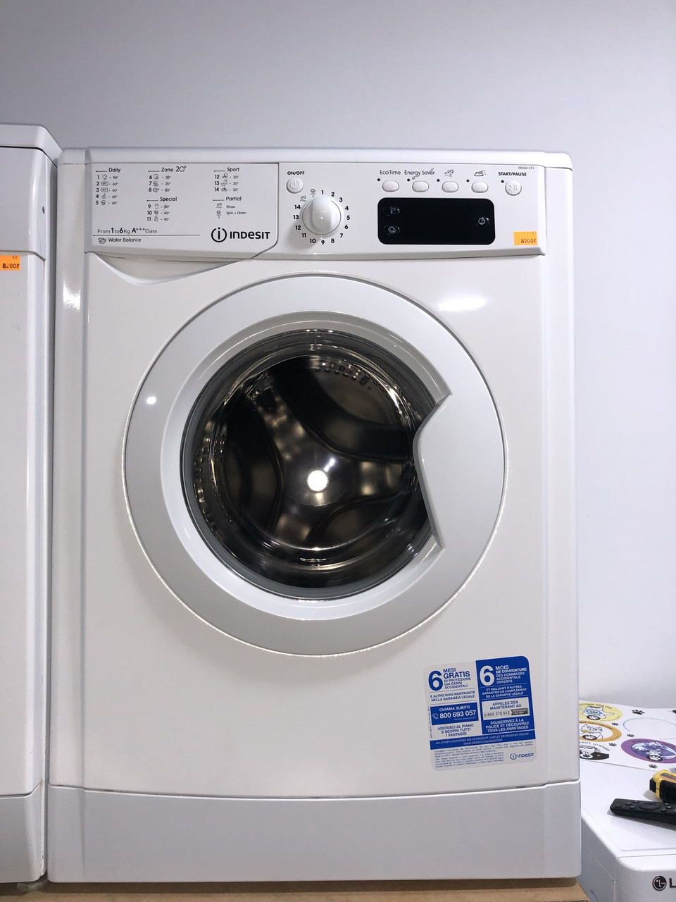 Пральна машина Indesit IWSE61253