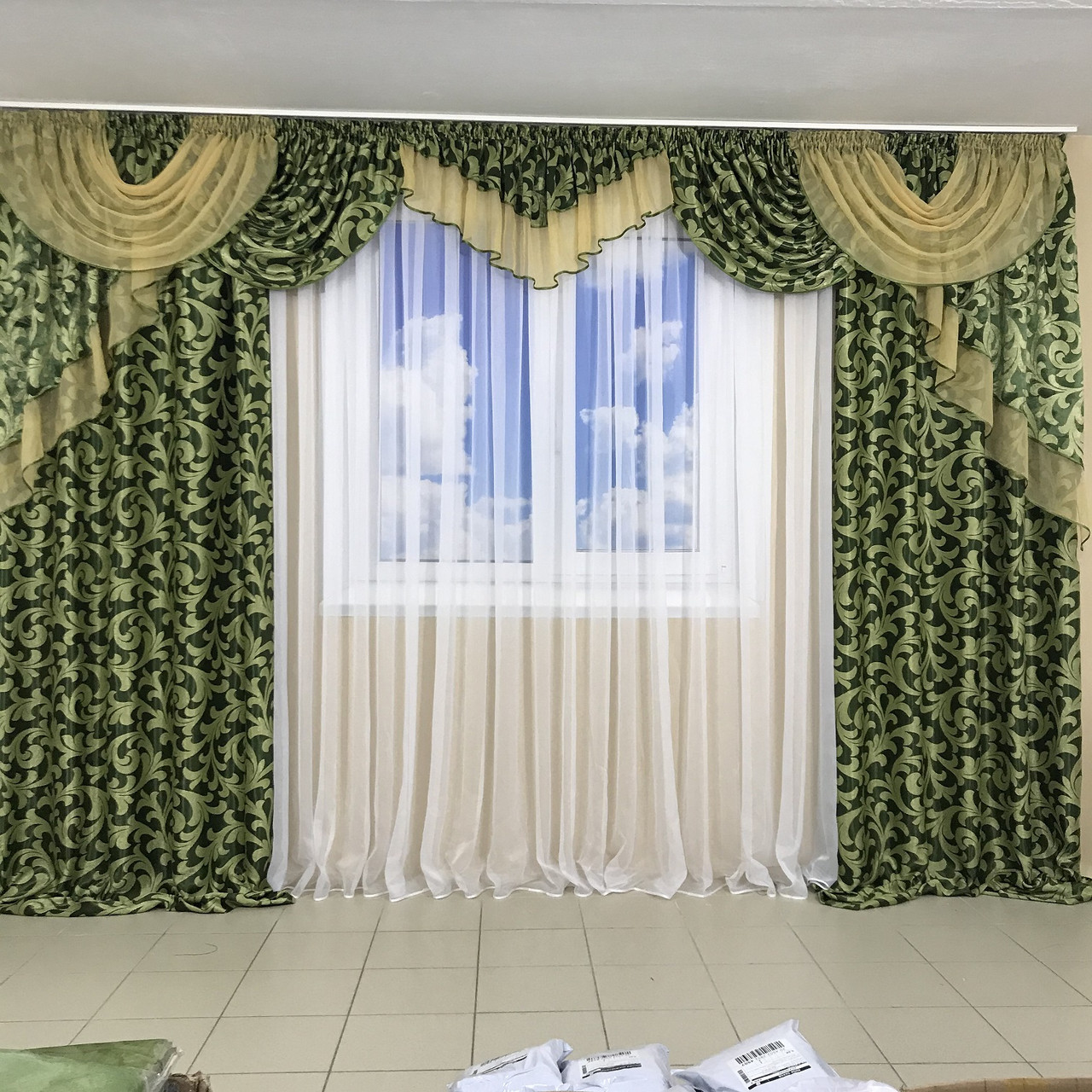 Штори в зал спальню готові №243 3,5 м ізумруд