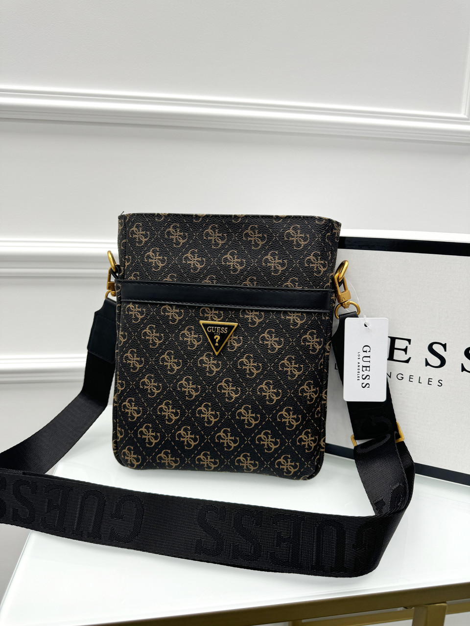 Чоловіча сумка месенджер Guess через плече коричневий Гес, фото 1