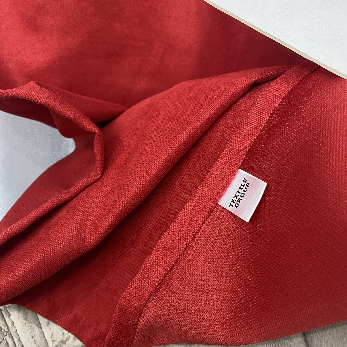 Штора мікровелюр (Petek) червоний №113