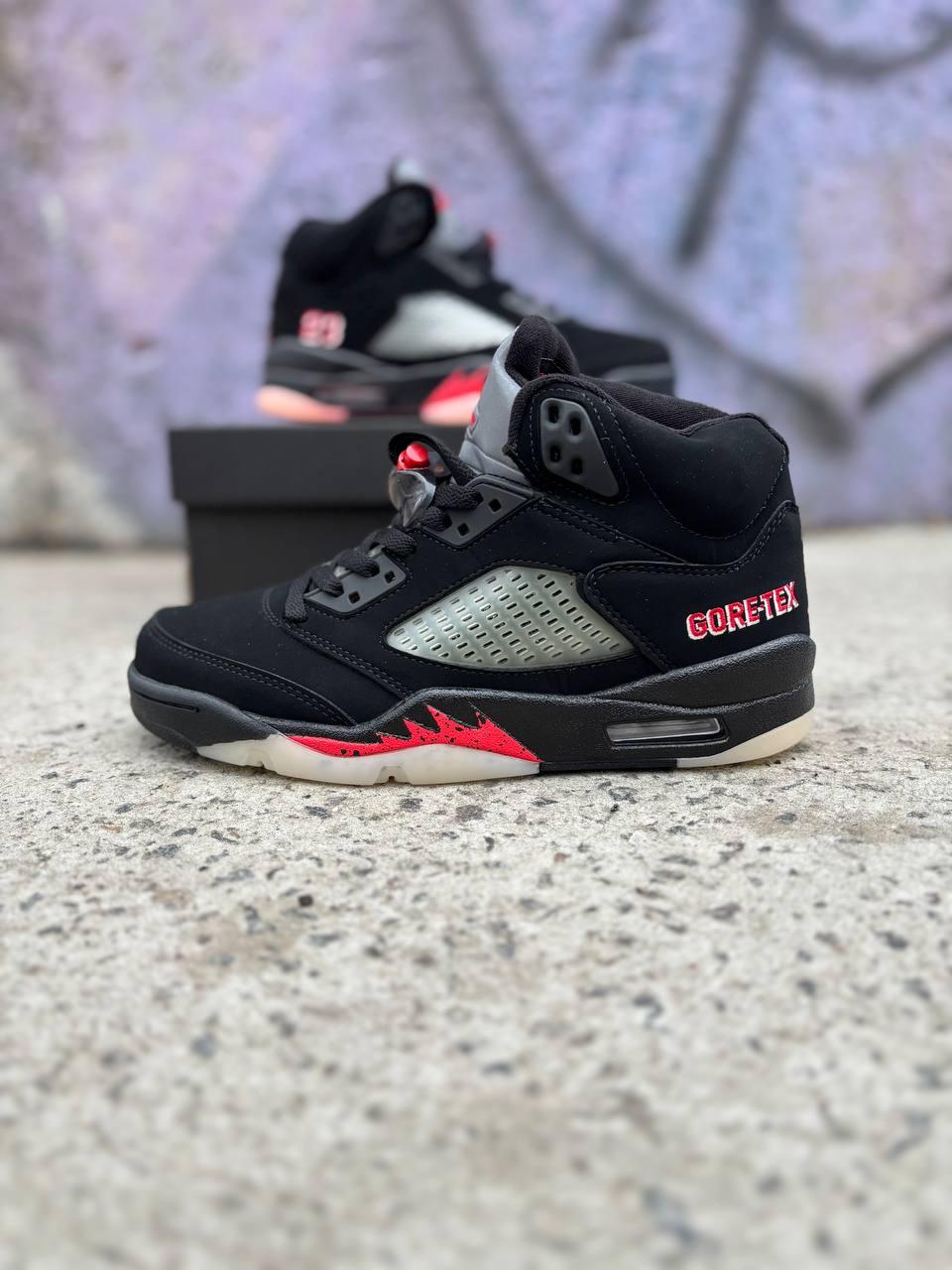 Чоловічі кросівки Nike Air Jordan Retro 5 Gore-Tex, ціна: 2790