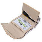 Жіноче компактне шкіряне портмоне GRANDE PELLE 11520 Бежевий, фото 6