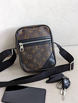 Чоловіча сумка месенджер Луї Віттон через плече коричневий Louis Vuitton
