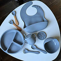 Набір дитячого силіконового посуду на присосках, 9 предметів: нагрудник із застібкою, глибока тарілка, тарілка на три секції