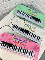 Дитяче електронне піаніно з мікрофоном | 37 клавіш, запис, живлення від мережі та батарейок